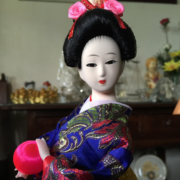 Meet your Posher, Carla - Picture 1 of 1